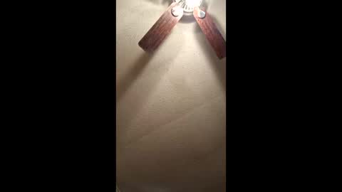 Snapshot of tnvols1968 chatting on 12/17/25, 01:44 Vols online show from 12/17/25, 01:44