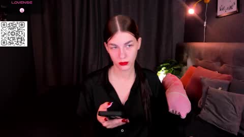 2 GMT Mo Tu We Th Fr 10am-4am online show from 10/31/25, 10:44