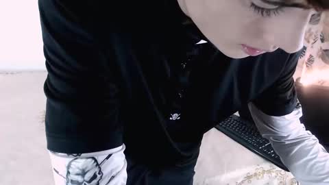 Snapshot of toadboys chatting on 02/14/25, 01:29 David online show from 02/14/25, 01:29