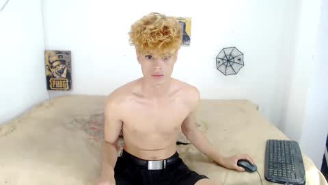 Snapshot of toadboys chatting on 10/10/25, 07:24 David online show from 10/10/25, 07:24