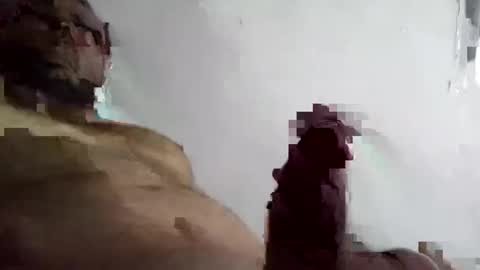 Snapshot of tobe557337 chatting on 12/29/24, 06:35 tobe557337 online show from 12/29/24, 06:35