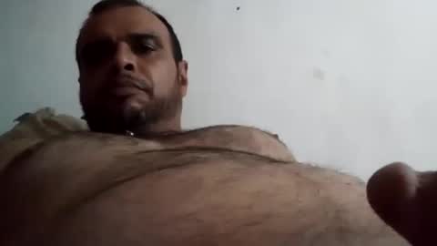 Snapshot of tobe557337 chatting on 01/15/25, 02:27 tobe557337 online show from 01/15/25, 02:27