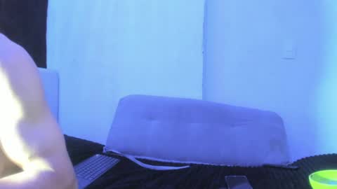 Snapshot of tobiassmith69 chatting on 05/28/26, 02:25 Tobias Smith online show from 05/28/26, 02:25