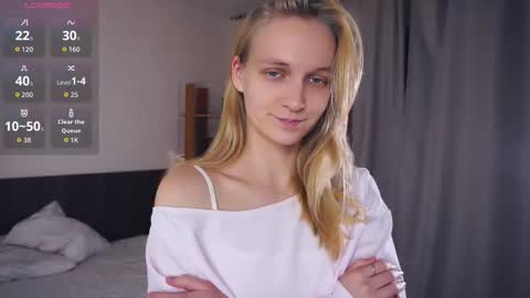 Mary online show from 11/10/25, 06:34