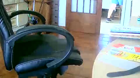 Tobiko online show from 12/05/24, 12:44