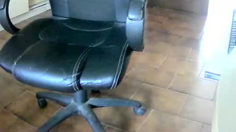 Tobiko online show from 02/28/26, 03:24