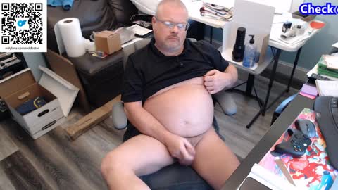 Snapshot of toddbator chatting on 12/17/24, 08:43 Todd Bator online show from 12/17/24, 08:43