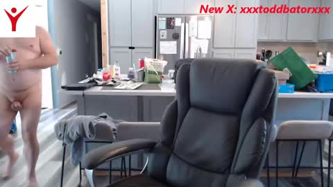 Snapshot of toddbator chatting on 05/02/26, 01:16 Todd Bator online show from 05/02/26, 01:16