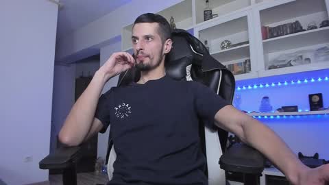 Snapshot of toddclaytonn chatting on 12/08/24, 07:22 Todd online show from 12/08/24, 07:22