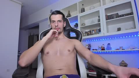 Snapshot of toddclaytonn chatting on 01/19/25, 01:43 Todd online show from 01/19/25, 01:43