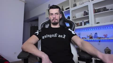 Snapshot of toddclaytonn chatting on 02/19/25, 12:03 Todd online show from 02/19/25, 12:03