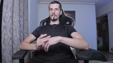 Snapshot of toddclaytonn chatting on 09/09/25, 09:03 Todd online show from 09/09/25, 09:03