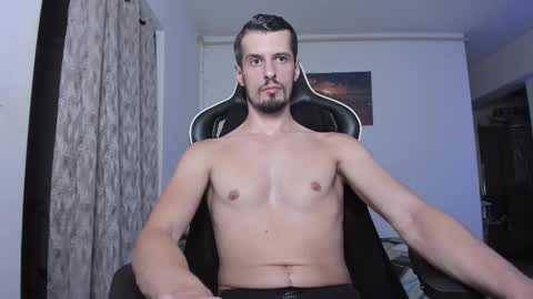 Snapshot of toddclaytonn chatting on 09/14/25, 10:53 Todd online show from 09/14/25, 10:53