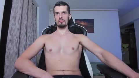 Snapshot of toddclaytonn chatting on 09/16/25, 10:55 Todd online show from 09/16/25, 10:55