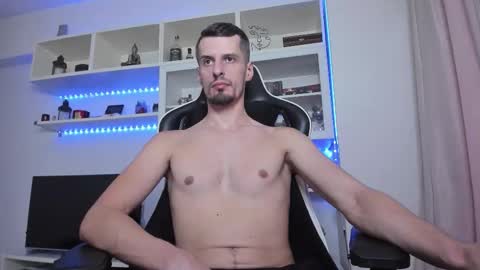 Snapshot of toddclaytonn chatting on 09/30/25, 09:25 Todd online show from 09/30/25, 09:25