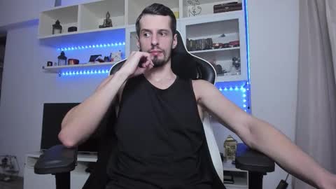 Snapshot of toddclaytonn chatting on 10/27/25, 09:30 Todd online show from 10/27/25, 09:30