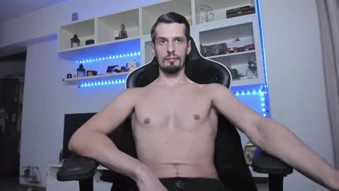 Snapshot of toddclaytonn chatting on 10/28/25, 11:51 Todd online show from 10/28/25, 11:51