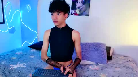 todoroki_g online show from 10/02/25, 11:39