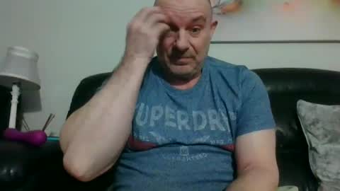 toerag69 online show from 12/27/24, 11:42