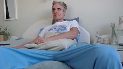 Daniel Bisexual uncut 20cm online show from 01/04/25, 08:39