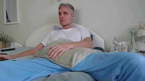 Daniel Bisexual uncut 20cm online show from 01/19/25, 08:39