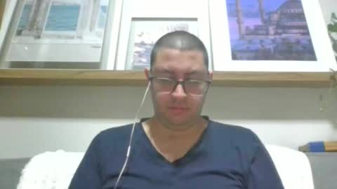 Snapshot of toidon chatting on 10/23/25, 01:16 Toidon online show from 10/23/25, 01:16