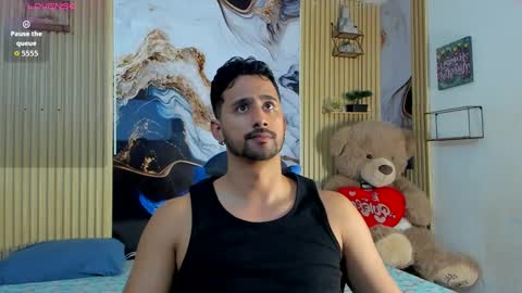 Snapshot of toji_16 chatting on 11/17/25, 07:52 toji_16 online show from 11/17/25, 07:52