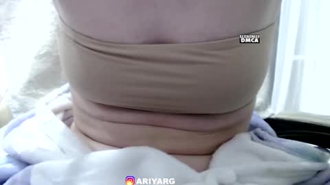 Arina online show from 01/05/26, 11:52