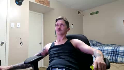 Snapshot of tokensarefun12801 chatting on 02/17/26, 11:00 tokensarefun12801 online show from 02/17/26, 11:00