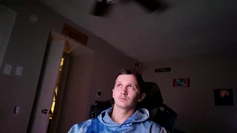 Snapshot of tokensarefun12801 chatting on 03/29/26, 05:35 tokensarefun12801 online show from 03/29/26, 05:35