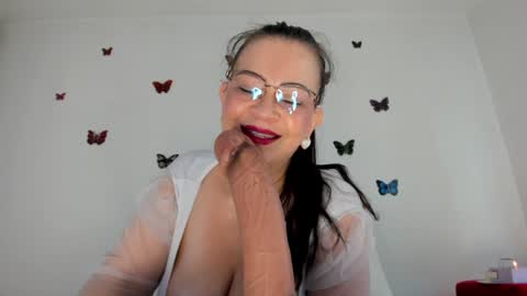 Snapshot of tokioo69 chatting on 01/24/25, 01:03 Karla Love online show from 01/24/25, 01:03