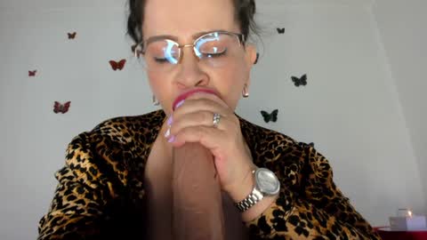 Snapshot of tokioo69 chatting on 01/25/25, 01:08 Karla Love online show from 01/25/25, 01:08