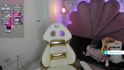 toky         online show from 02/26/25, 08:22