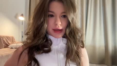 Snapshot of tokyo_blomm chatting on 04/03/26, 02:37 Alice Alice - online show from 04/03/26, 02:37