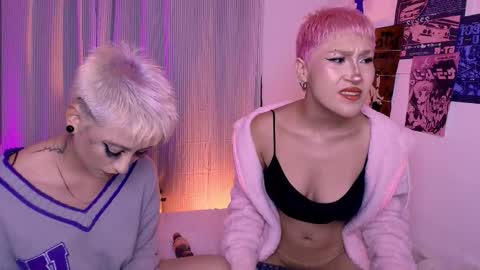  Halsey  Sofii  online show from 11/25/25, 04:34