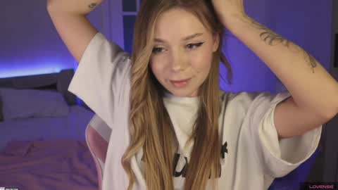 tokyo_n online show from 01/28/25, 12:05