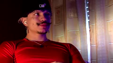 Snapshot of tokyo_oo chatting on 03/25/26, 02:12 tokyo_oo online show from 03/25/26, 02:12