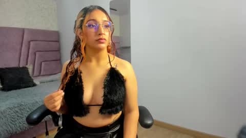 tokyo_royal online show from 03/02/26, 08:04