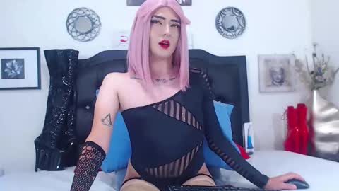 Snapshot of tokyoevans chatting on 12/15/25, 01:54 TokyoEvans online show from 12/15/25, 01:54