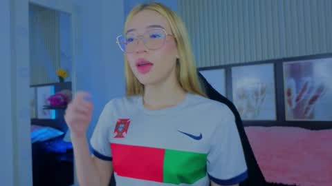 tokyoluu online show from 09/23/25, 10:24