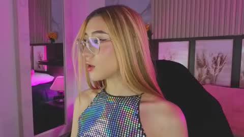 tokyoluu online show from 11/05/25, 07:36