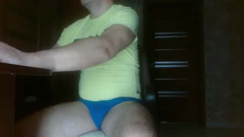 Snapshot of tolianuch chatting on 04/15/26, 09:49 Huligan online show from 04/15/26, 09:49