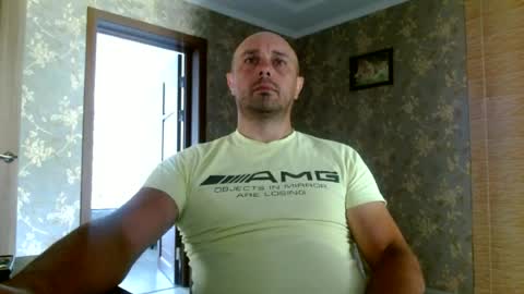 Snapshot of tolianuch chatting on 06/22/26, 09:50 Huligan online show from 06/22/26, 09:50