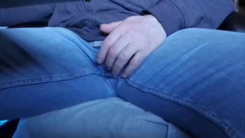 tolon408472 online show from 11/11/25, 02:50