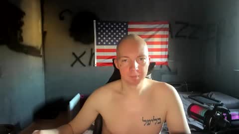 Snapshot of tolyadar chatting on 03/07/26, 01:41 tolyadar online show from 03/07/26, 01:41