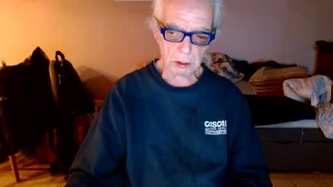 tom112292014 online show from 12/26/24, 03:06