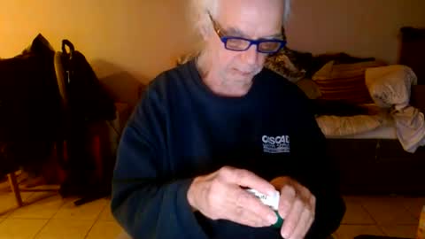 tom112292014 online show from 12/26/24, 11:35