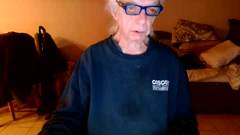 tom112292014 online show from 12/30/24, 03:36