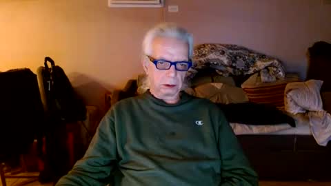 tom112292014 online show from 01/11/25, 12:50