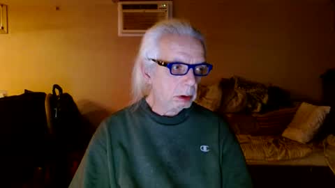 tom112292014 online show from 01/16/25, 02:30